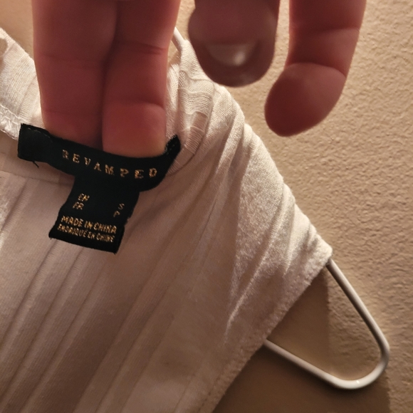 Revamped brand white zip up body suit, size small - Picture 5 of 7